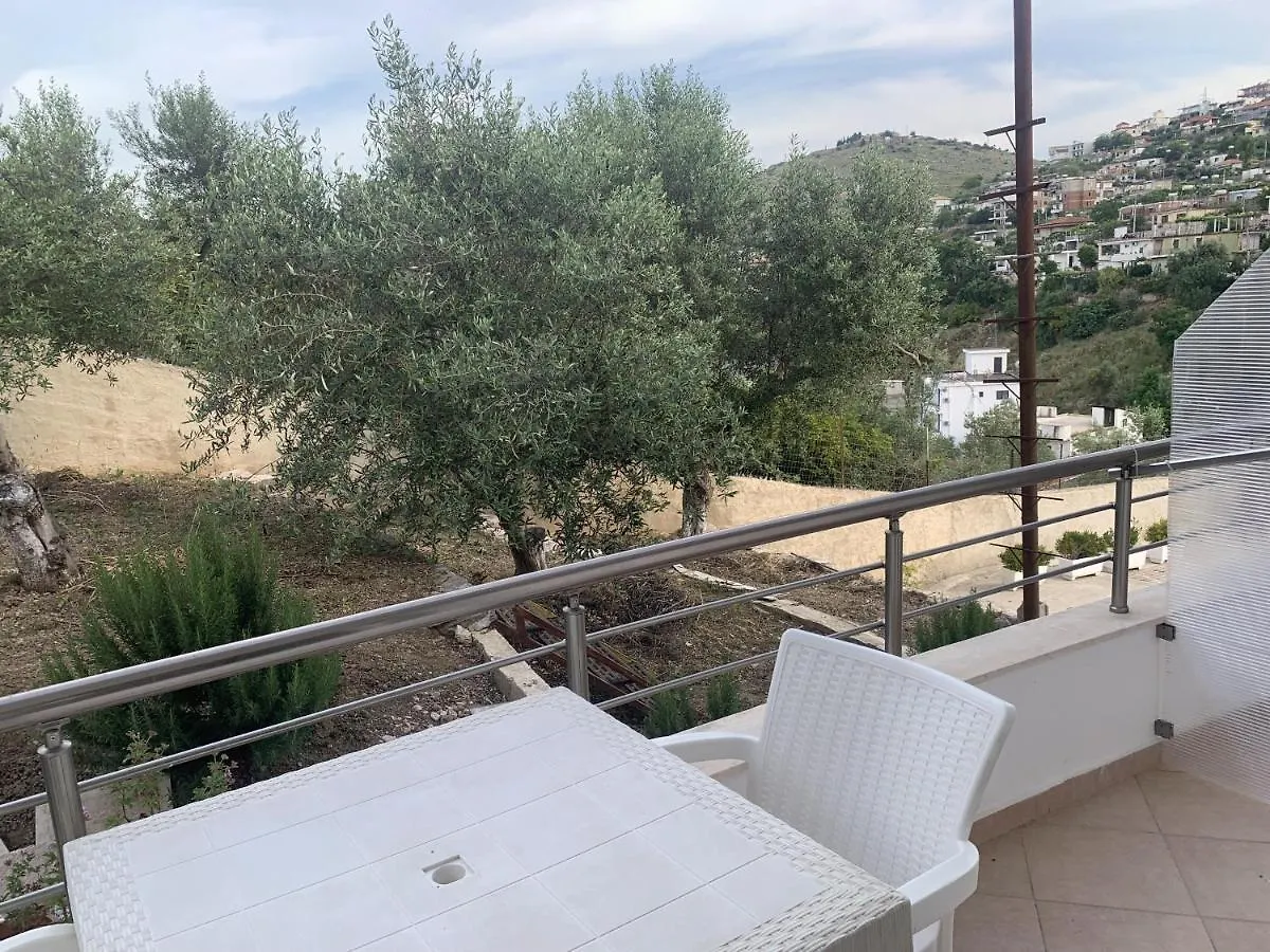 Vila Halim Bani Sarande Albania
