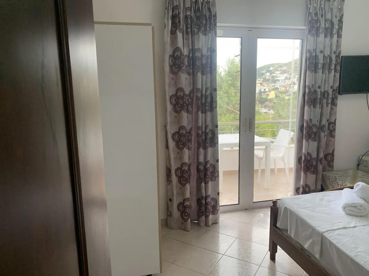 Guest house Vila Halim Bani Sarande